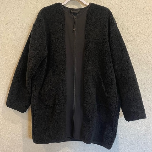 Lululemon Collarless Textured Fleece Full Zip Teddy Jacket in Black - Picture 7 of 11